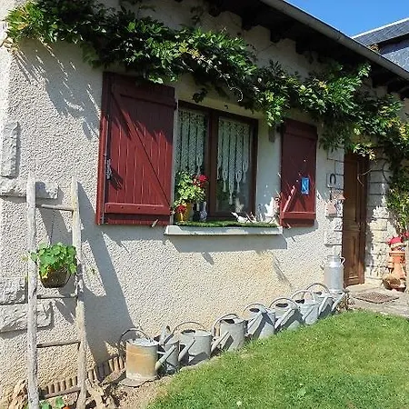 Chez Christiane Et Claude Saint-Geniez-dʼOlt