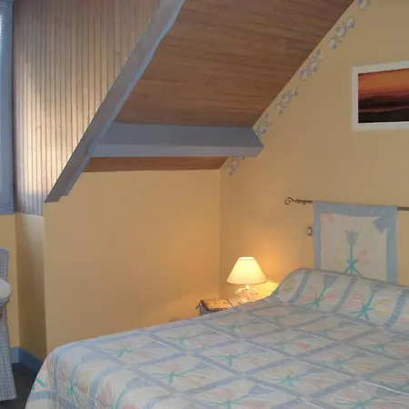 Bed & Breakfast Chez Christiane Et Claude 3*
